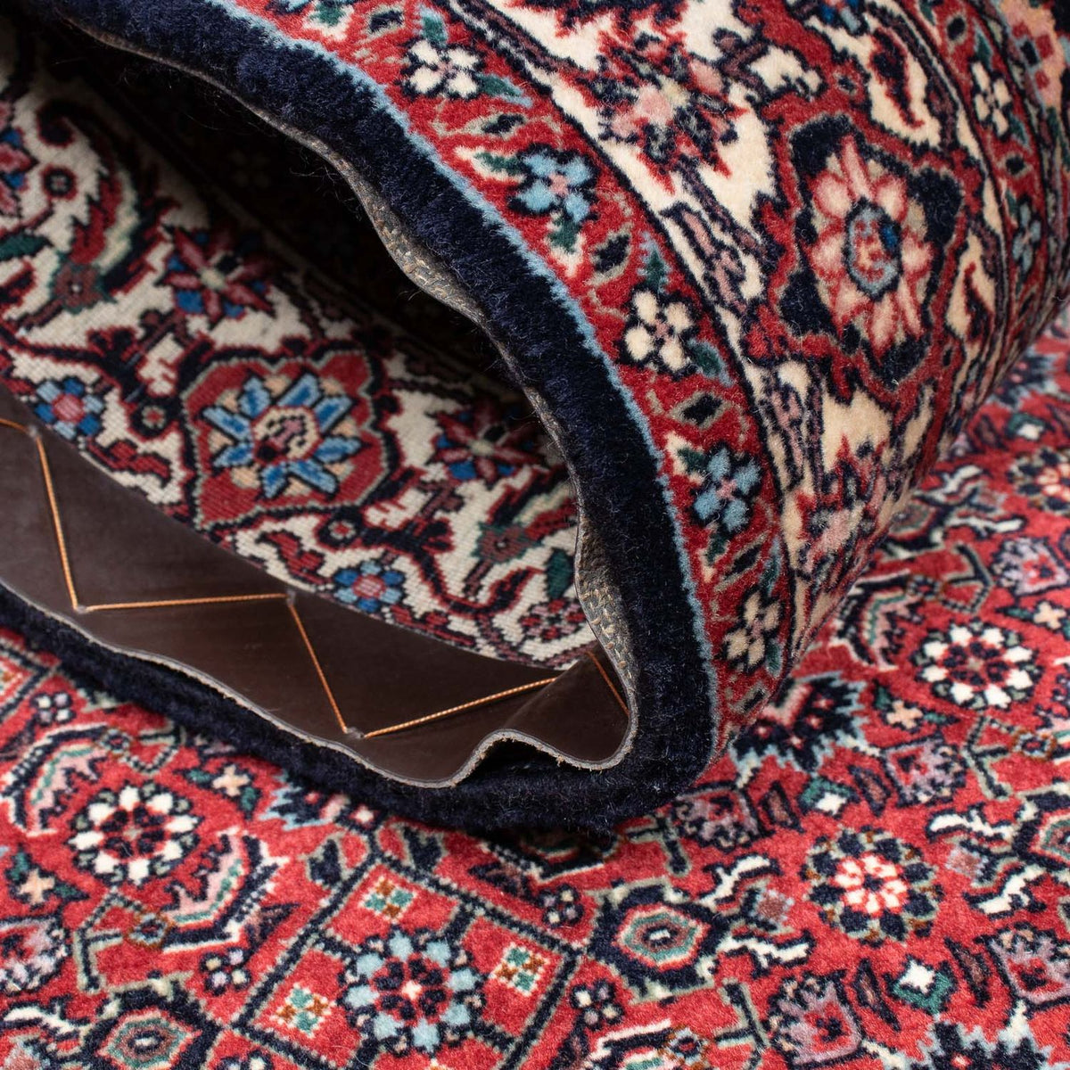 Alfombra persa - Bidjar - 194 x 114 cm - rojo oscuro