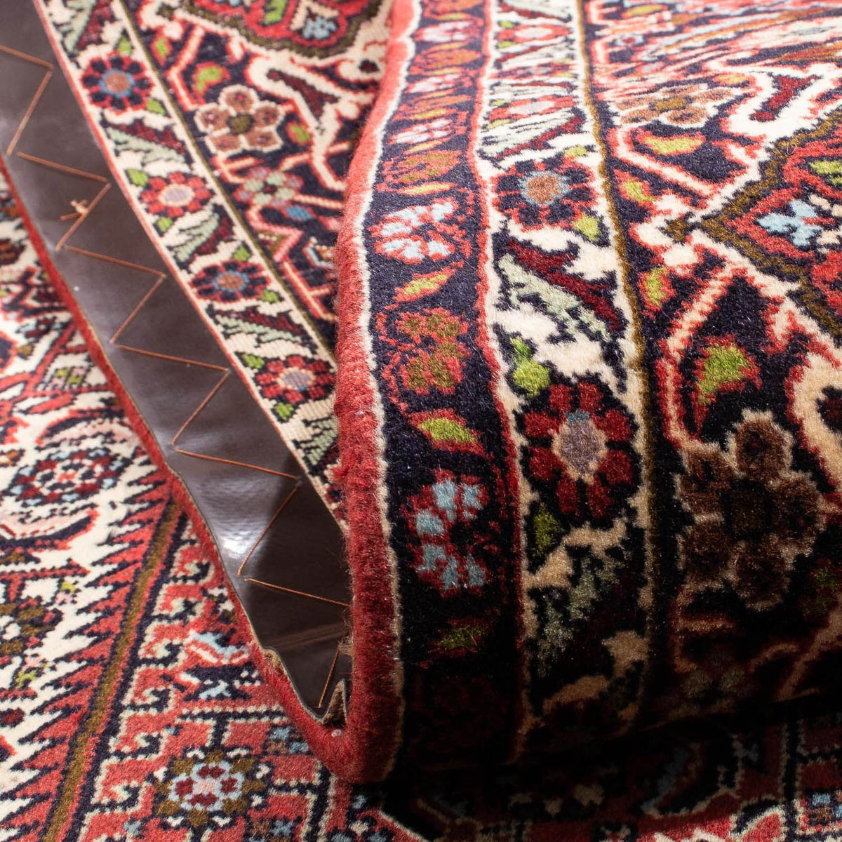 Alfombra persa - Bidjar - 251 x 174 cm - rojo claro