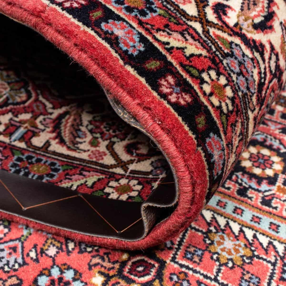 Alfombra persa - Bidjar - 223 x 142 cm - rojo claro