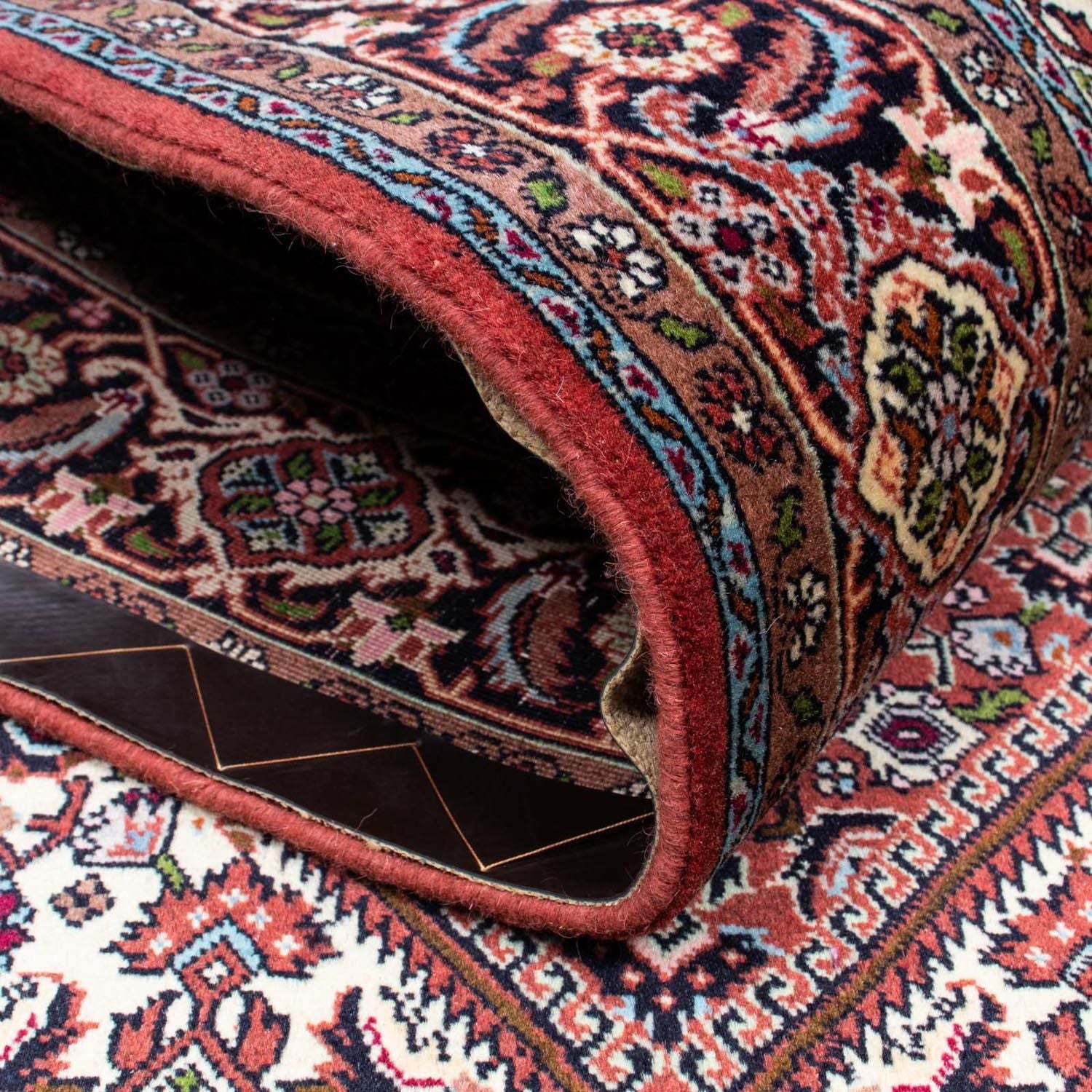 Alfombra persa - Bidjar - 229 x 143 cm - rojo