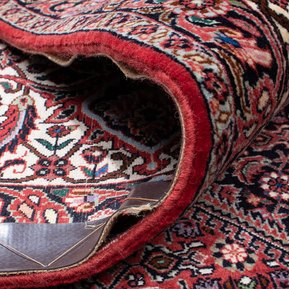 Alfombra persa - Bidjar - 340 x 300 cm - rojo oscuro