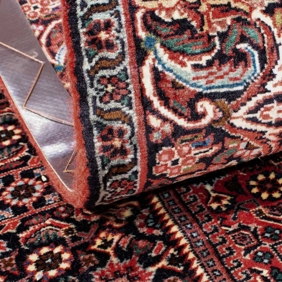 Alfombra persa - Bidjar - 172 x 109 cm - rojo