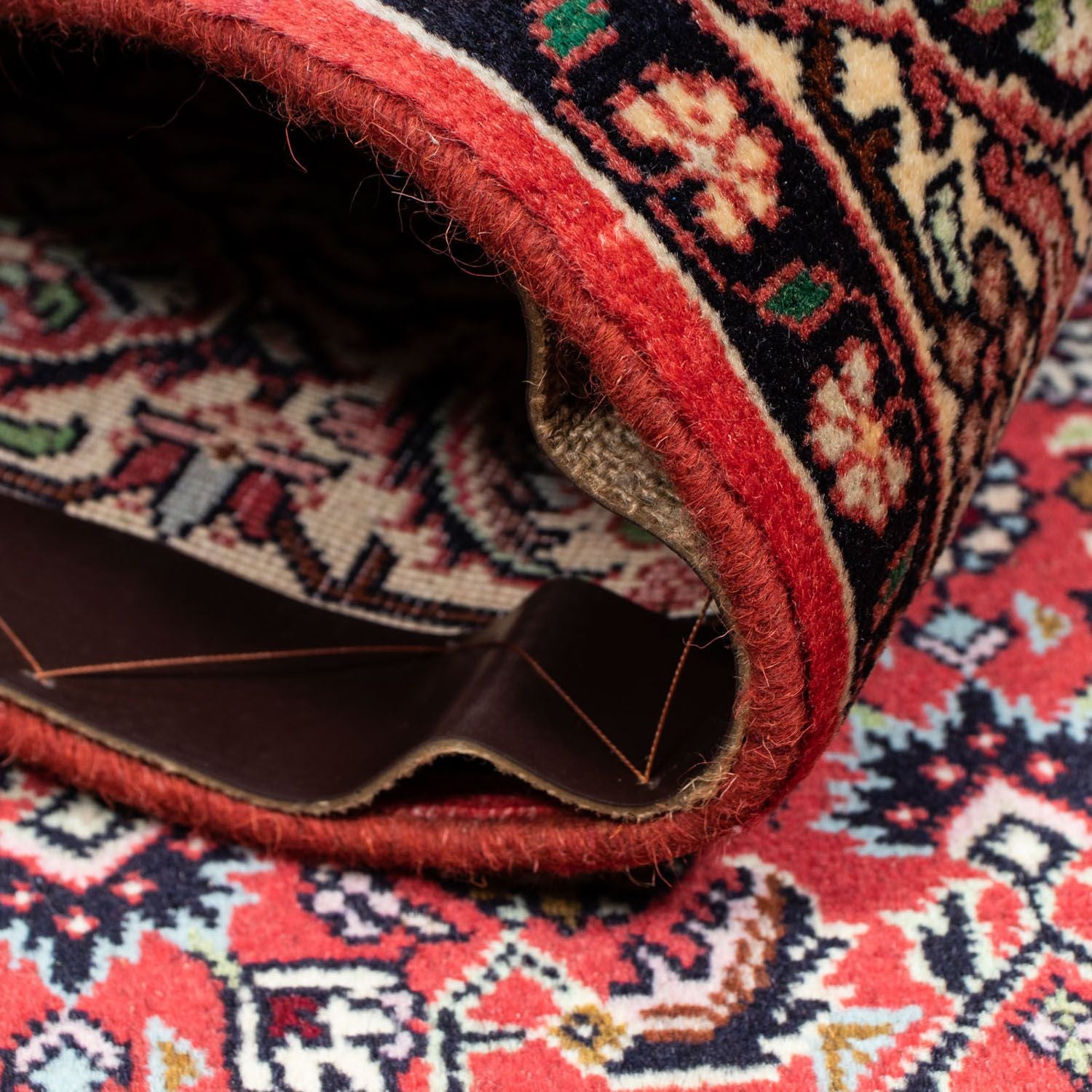Alfombra persa - Bidjar - 233 x 138 cm - rojo