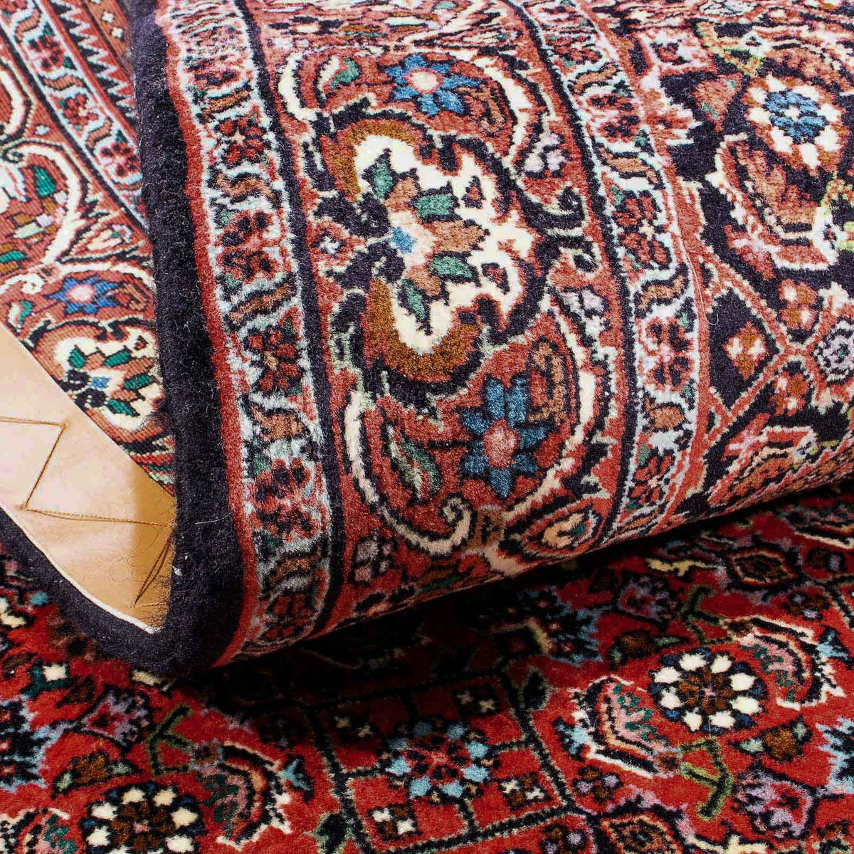 Alfombra persa - Bidjar - 183 x 110 cm - rojo