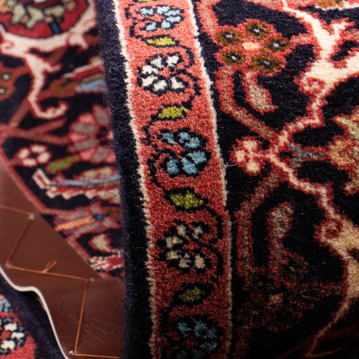 Alfombra persa - Bidjar - 198 x 136 cm - rojo oscuro