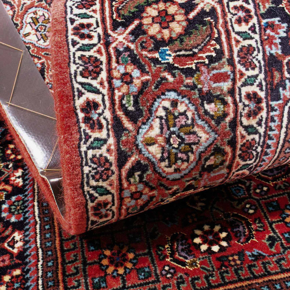 Alfombra persa - Bidjar - 178 x 109 cm - rojo