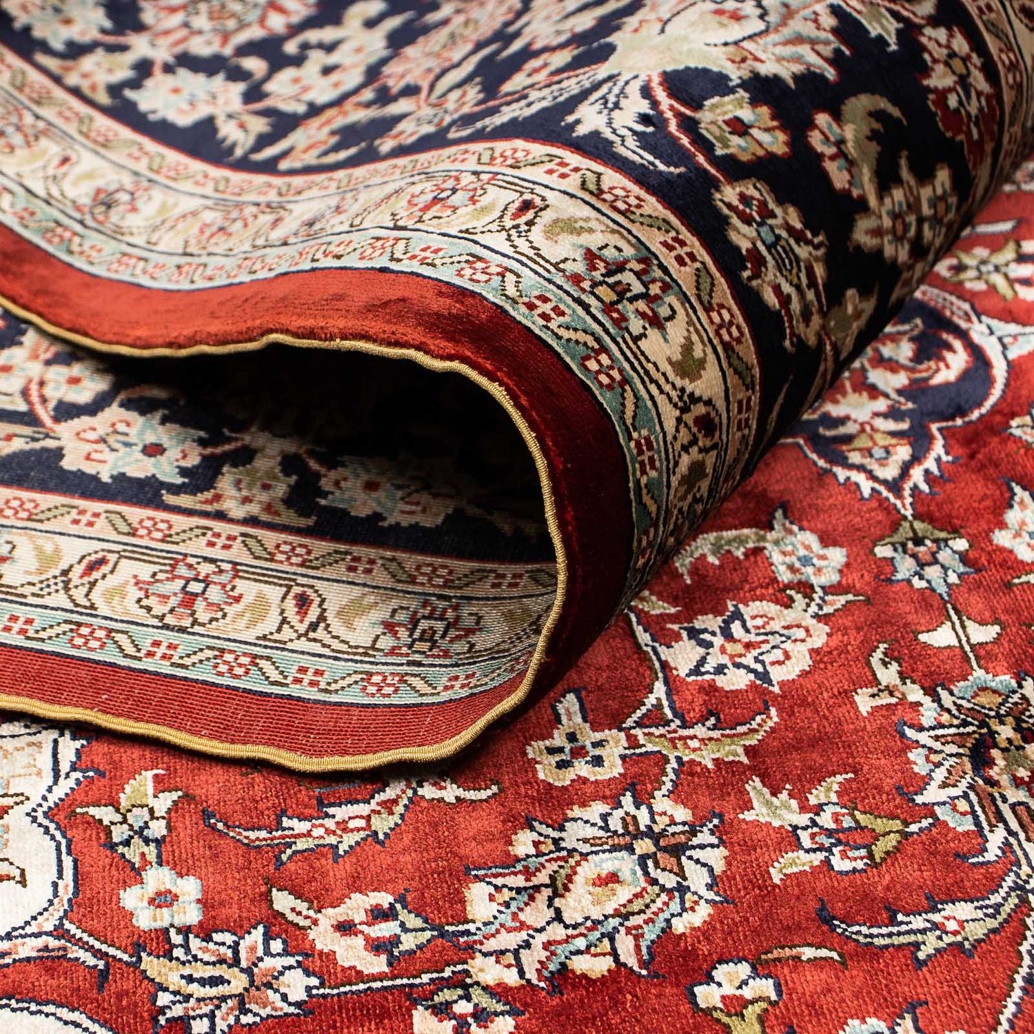 Alfombra de seda - Seda china - 198 x 137 cm - rojo oscuro