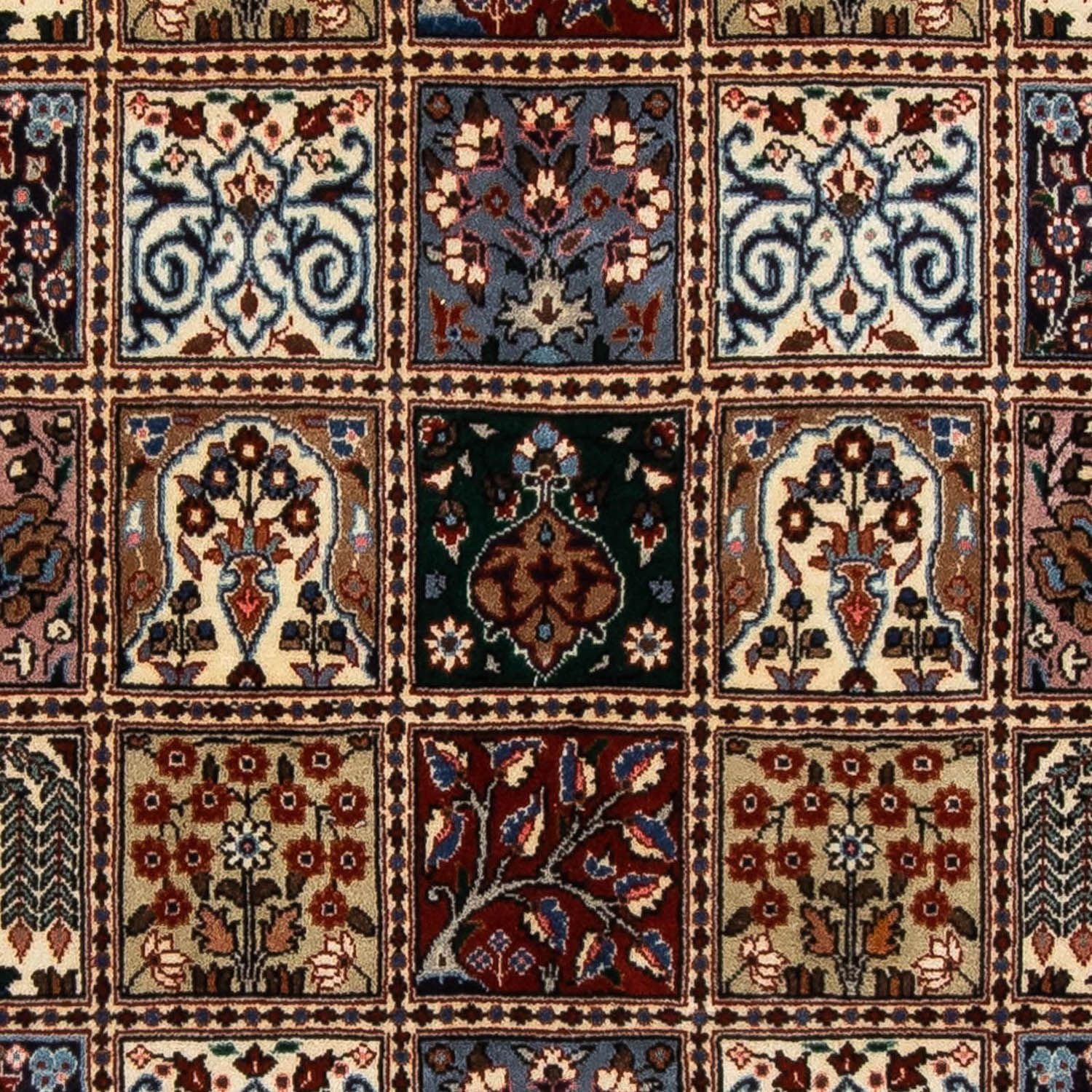 Alfombra persa - Clásica - 205 x 178 cm - multicolor
