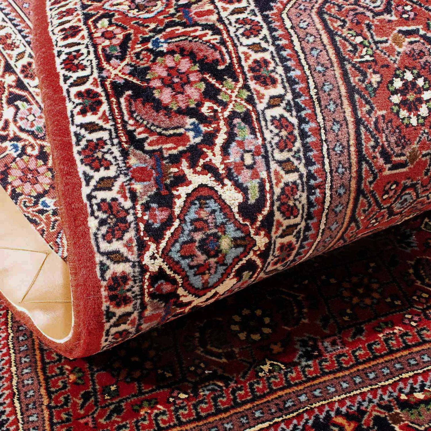 Alfombra persa - Bidjar - 181 x 108 cm - rojo