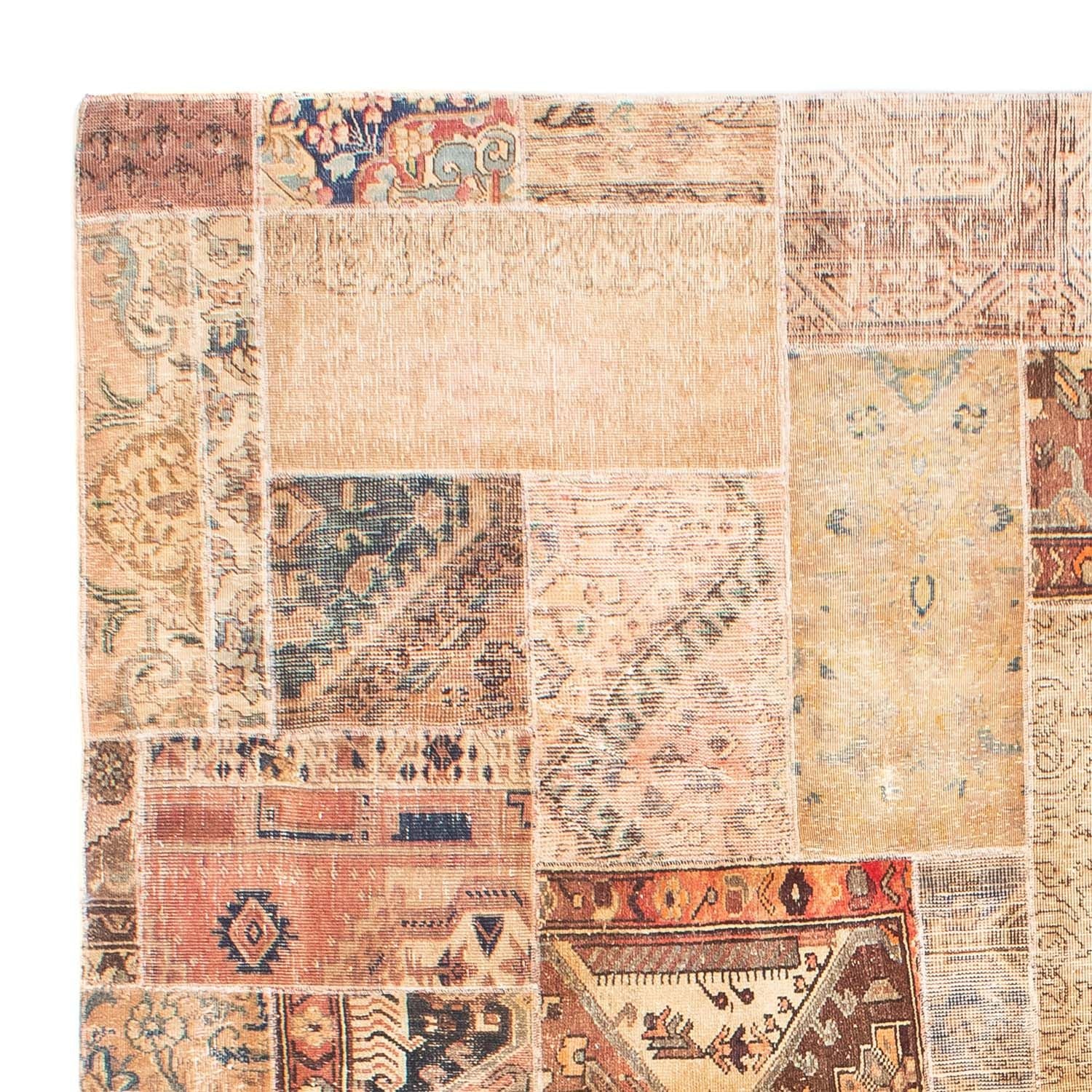 Alfombra de patchwork - 304 x 235 cm - multicolor