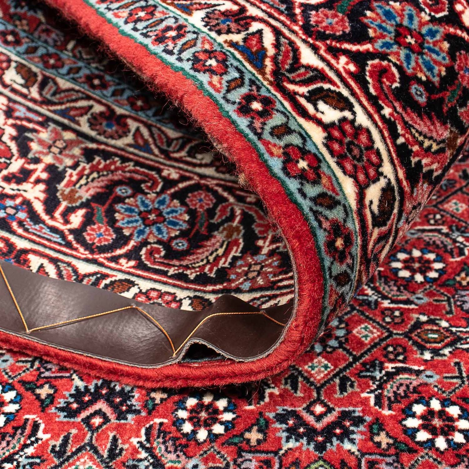 Alfombra persa - Bidjar - 209 x 132 cm - rojo