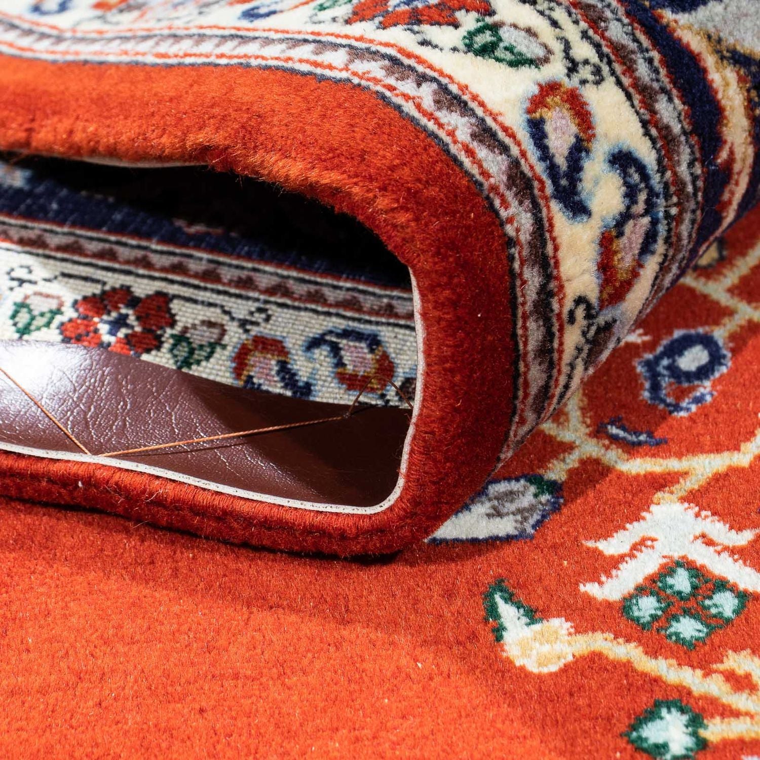 Alfombra persa - Ghom - 243 x 179 cm - rojo oscuro
