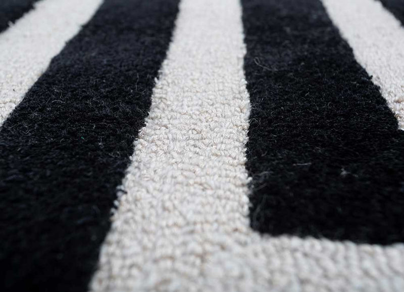 Alfombra de lana - 330 x 240 cm - blanco y negro